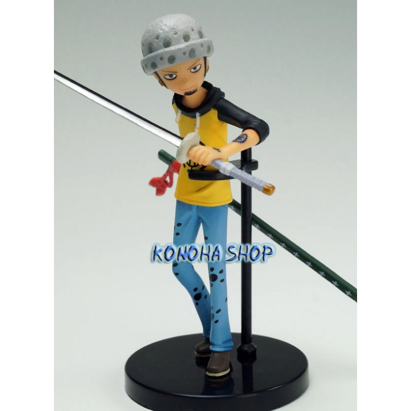 ONE PIECE - Half Age Characters Trafalgar Law Ver B Figure 9cm by Bandai